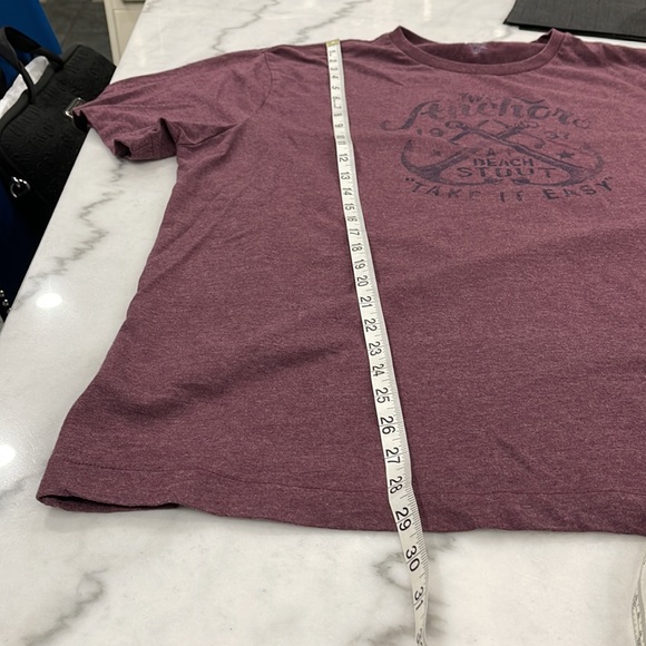 Men’s Izod T-shirt - Picture 7 of 8